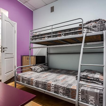 Mister Hostel Lviv Eksteriør billede